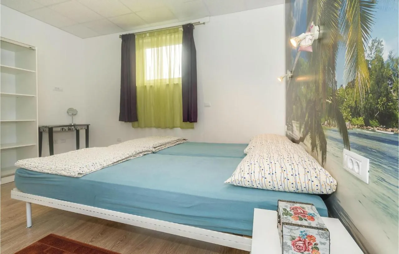 5 Bedroom Amazing Home In Medulin Holiday home